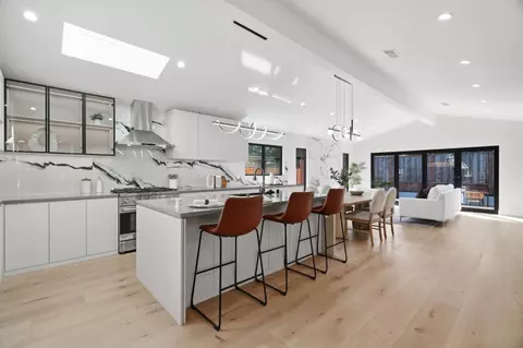 Kitchen - 4654 Williams Rd, San Jose, CA 95129 photo 5 of 5