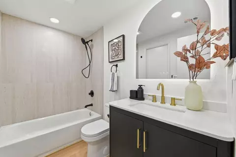 Bath - 78 Marylinn Dr, Milpitas, CA 95035 photo 1 of 3