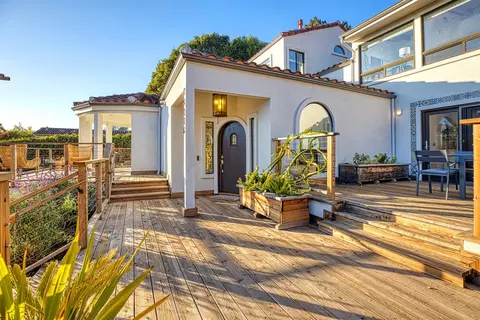 Exterior - 7433 Mesa Dr, Aptos, CA 95003 photo 1 of 14