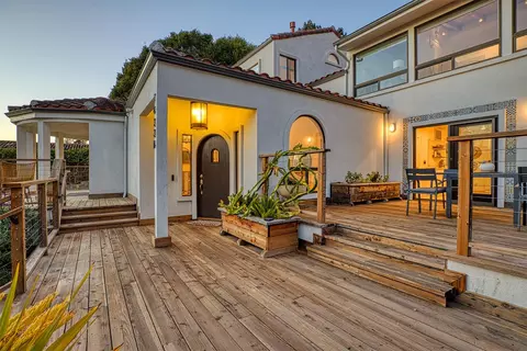 Exterior - 7433 Mesa Dr, Aptos, CA 95003 photo 6 of 14