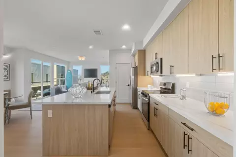 Kitchen - 827 Fassler Ave, Pacifica, CA 94044 photo 2 of 3