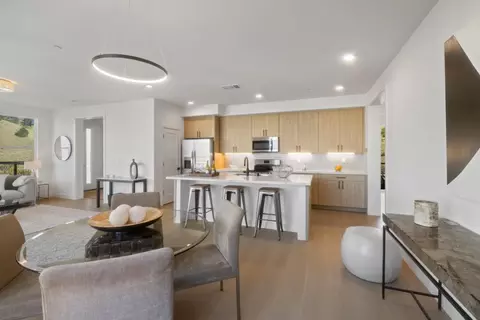 Dining - 827 Fassler Ave, Pacifica, CA 94044 photo 3 of 3