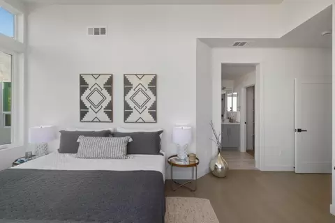 Bedroom - 827 Fassler Ave, Pacifica, CA 94044 photo 4 of 6