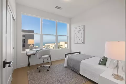 Bedroom - 827 Fassler Ave, Pacifica, CA 94044 photo 5 of 6