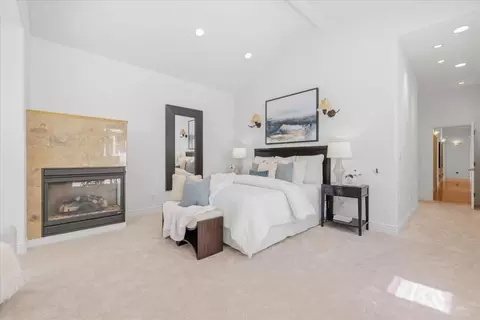 Bedroom - 28 Hunt Way, Campbell, CA 95008 photo 1 of 6