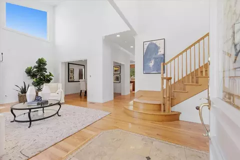 Entry Way - 28 Hunt Way, Campbell, CA 95008 photo 1 of 2