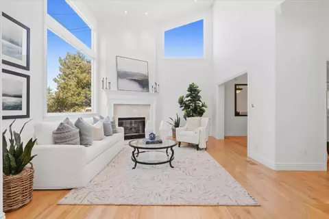 Living - 28 Hunt Way, Campbell, CA 95008 photo 1 of 2
