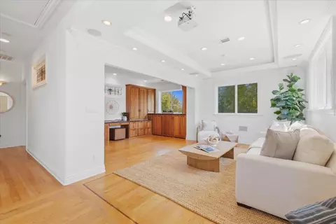 Living - 28 Hunt Way, Campbell, CA 95008 photo 2 of 2