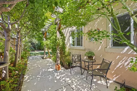 Exterior - 1435 Blackwing Way, Gilroy, CA 95020 photo 7 of 10