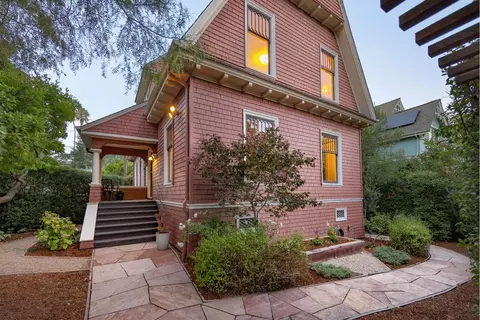 322 Walnut Ave, Santa Cruz, CA 95060