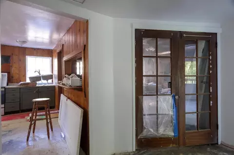 Entry Way - 495 Riverview Dr, Boulder Creek, CA 95006 photo 2 of 3