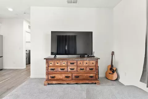 Entry Way - Vasquez Dr, Soledad, CA 93960 photo 4 of 5