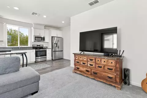 Entry Way - Vasquez Dr, Soledad, CA 93960 photo 3 of 5