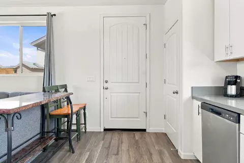Entry Way - Vasquez Dr, Soledad, CA 93960 photo 2 of 5