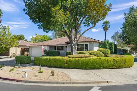 Exterior - 7200 Miller Ave, Gilroy, CA 95020 photo 1 of 2