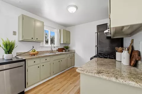Kitchen - 2416 Palmetto Ave, Pacifica, CA 94044 photo 2 of 3