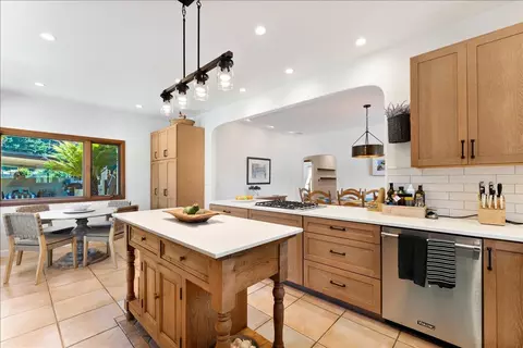 Kitchen - 4841 Cherryvale Ave, Soquel, CA 95073 photo 4 of 7