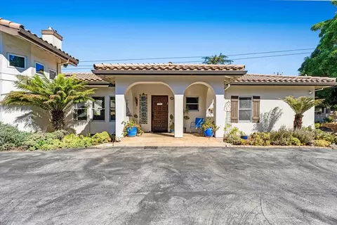 Exterior - 4841 Cherryvale Ave, Soquel, CA 95073 photo 3 of 20