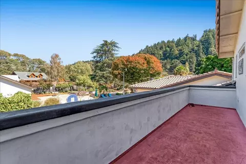 Exterior - 4841 Cherryvale Ave, Soquel, CA 95073 photo 4 of 20