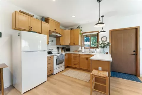 Kitchen - 4841 Cherryvale Ave, Soquel, CA 95073 photo 7 of 7