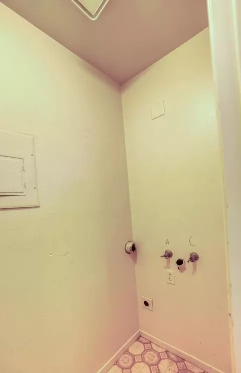 Other - 1056 Padre Dr 4, Salinas, CA 93901 photo 6 of 7