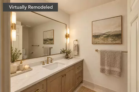 Bath - 1056 Padre Dr 4, Salinas, CA 93901 photo 2 of 4