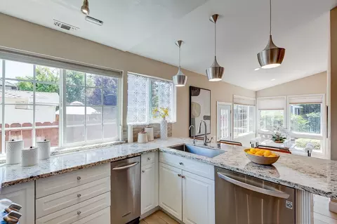 Kitchen - 1018 Hazel Ave, Campbell, CA 95008 photo 4 of 5