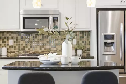 Kitchen - 221 Dali Ave, Mountain View, CA 94041 photo 2 of 3