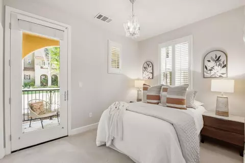 Bedroom - 221 Dali Ave, Mountain View, CA 94041 photo 1 of 10