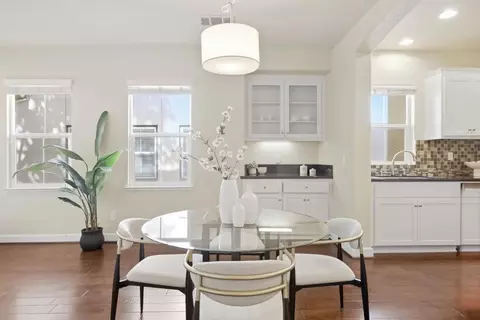 Dining - 221 Dali Ave, Mountain View, CA 94041 photo 2 of 2