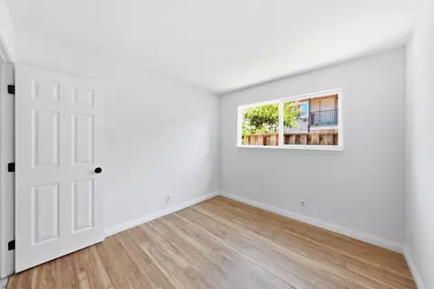 Bedroom - 1261 Juniper Dr 14, Gilroy, CA 95020 photo 4 of 6