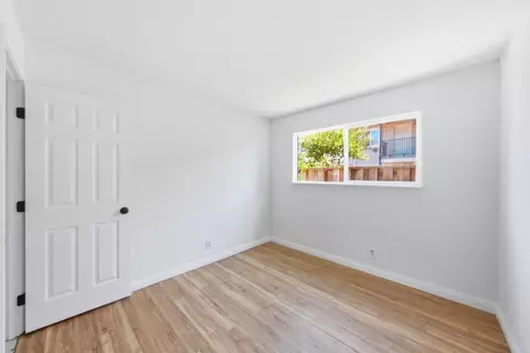 Bedroom - 1261 Juniper Dr 14, Gilroy, CA 95020 photo 5 of 6