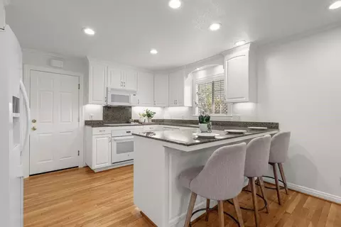 Kitchen - 1475 Ginden Ct, Campbell, CA 95008 photo 7 of 7