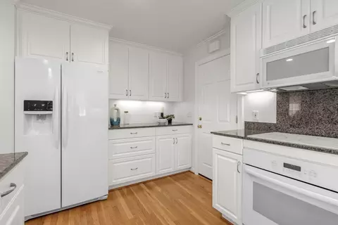 Kitchen - 1475 Ginden Ct, Campbell, CA 95008 photo 4 of 7