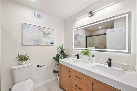 Bath - 6763 Tory Way, Dublin, CA 94568 photo 3 of 5