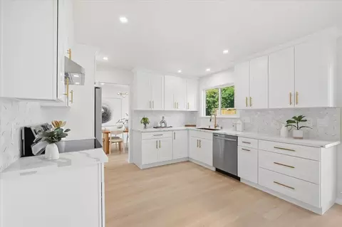 Kitchen - 6763 Tory Way, Dublin, CA 94568 photo 6 of 7
