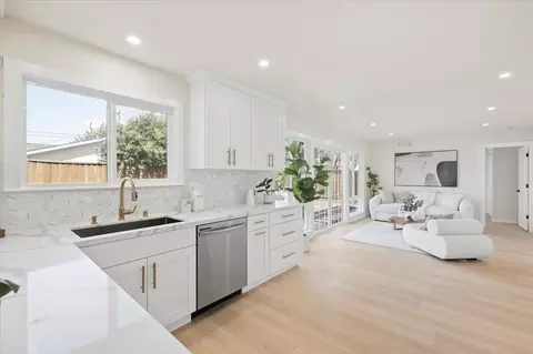 Kitchen - 6763 Tory Way, Dublin, CA 94568 photo 2 of 7