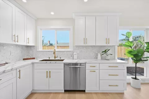 Kitchen - 6763 Tory Way, Dublin, CA 94568 photo 7 of 7