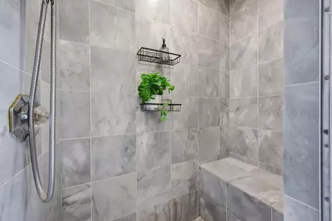Bath - 136 Redding Rd, Campbell, CA 95008 photo 5 of 6