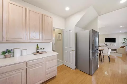 Kitchen - 136 Redding Rd, Campbell, CA 95008 photo 4 of 4