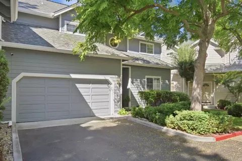 Exterior - 136 Redding Rd, Campbell, CA 95008 photo 2 of 16