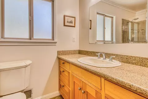 Bath - 394 Mesa Rd, Salinas, CA 93908 photo 1 of 6