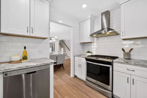 Kitchen - 799 Peekskill Dr, Sunnyvale, CA 94087 photo 2 of 4