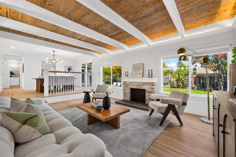 Living - 799 Peekskill Dr, Sunnyvale, CA 94087 photo 3 of 4