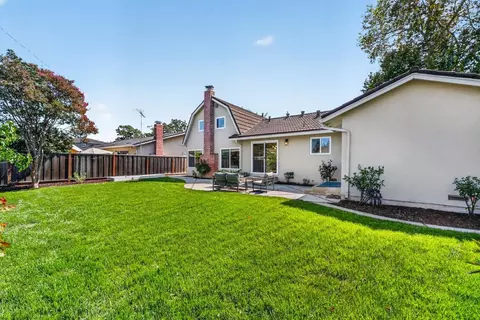 Exterior - 799 Peekskill Dr, Sunnyvale, CA 94087 photo 6 of 9