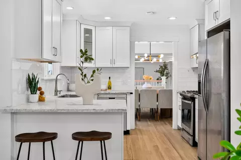Kitchen - 799 Peekskill Dr, Sunnyvale, CA 94087 photo 4 of 4