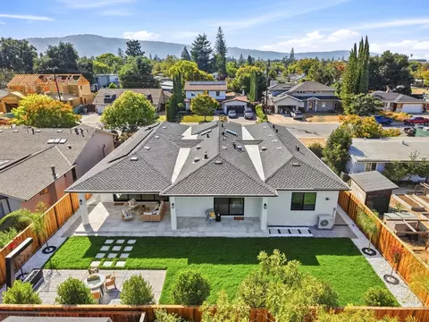 View/Area - 15218 Clydelle Ave, San Jose, CA 95124 photo 3 of 8
