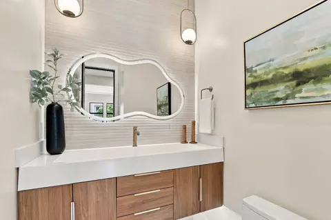 Bath - 15218 Clydelle Ave, San Jose, CA 95124 photo 2 of 14