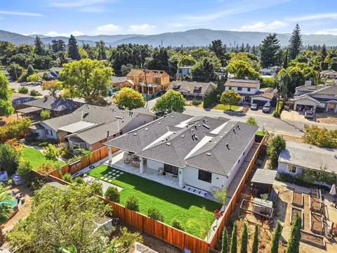 View/Area - 15218 Clydelle Ave, San Jose, CA 95124 photo 5 of 8