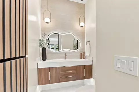 Bath - 15218 Clydelle Ave, San Jose, CA 95124 photo 1 of 14